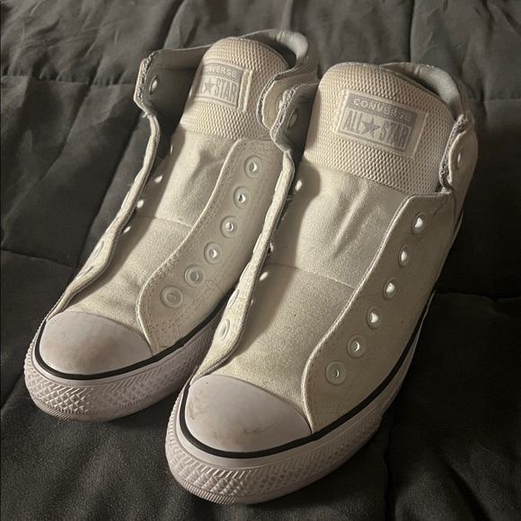 Converse - Picture 2 of 3